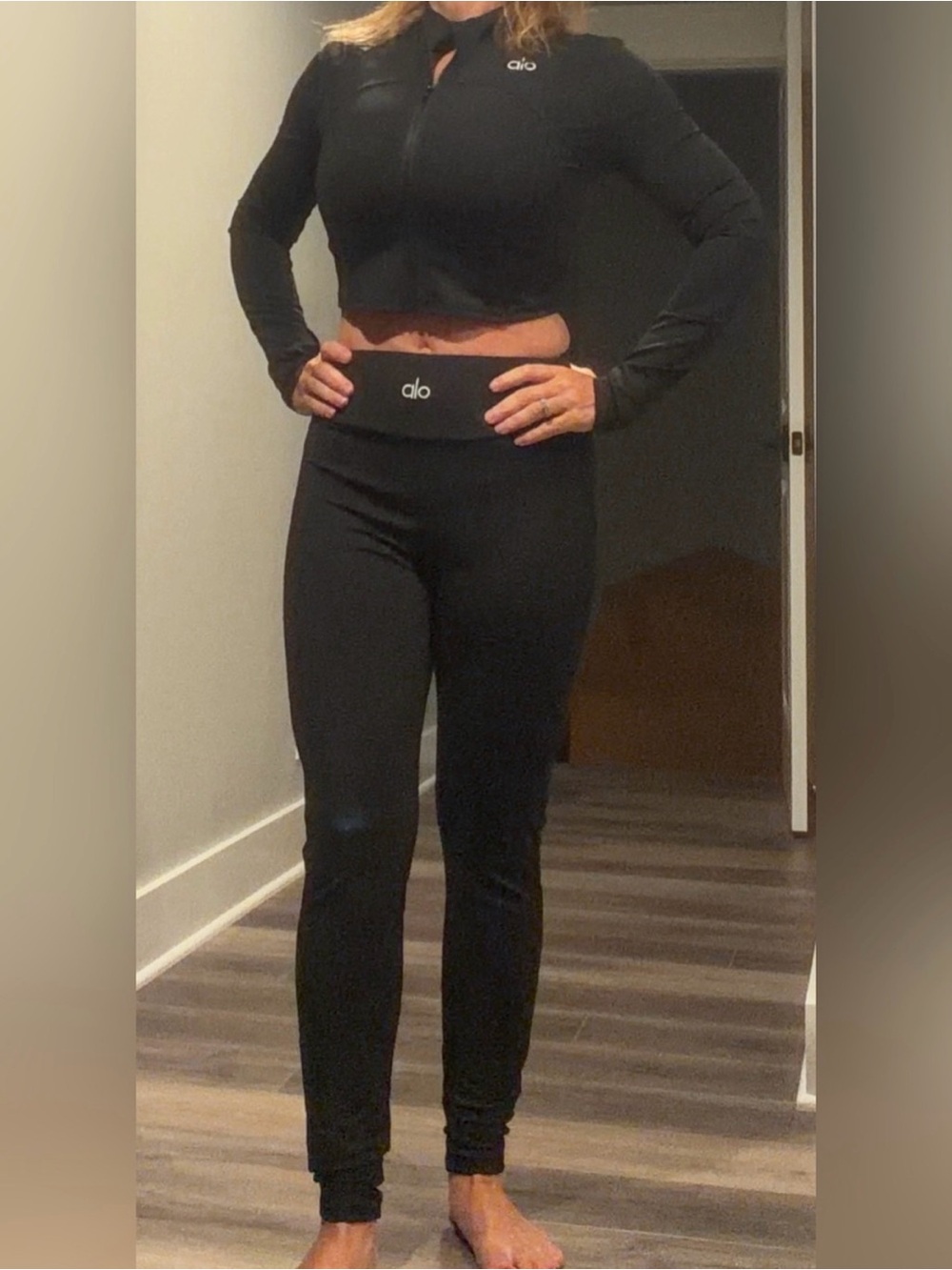 ALO Yoga High-Rise Black Leggings & Jacket Size Large